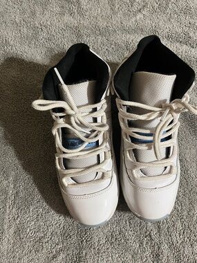 Jordan Kids White and Black Sneakers with Blue Accent